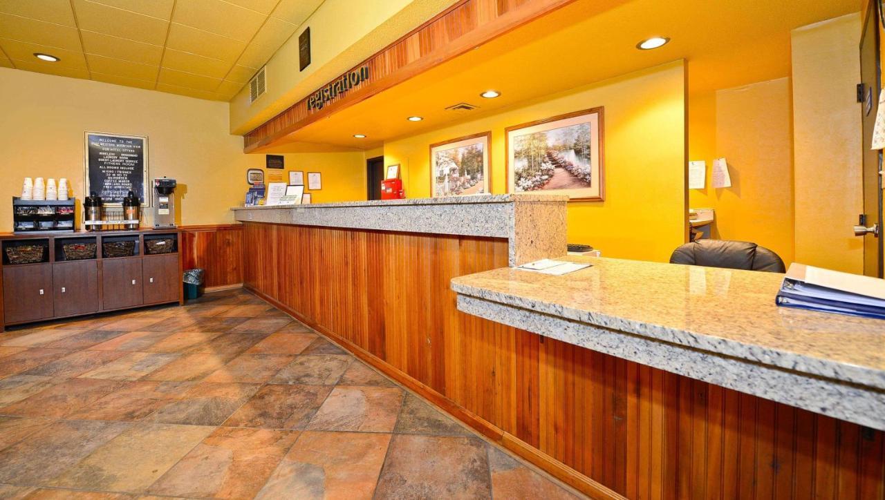 Magnuson Hotel Mountain View Covington Екстериор снимка