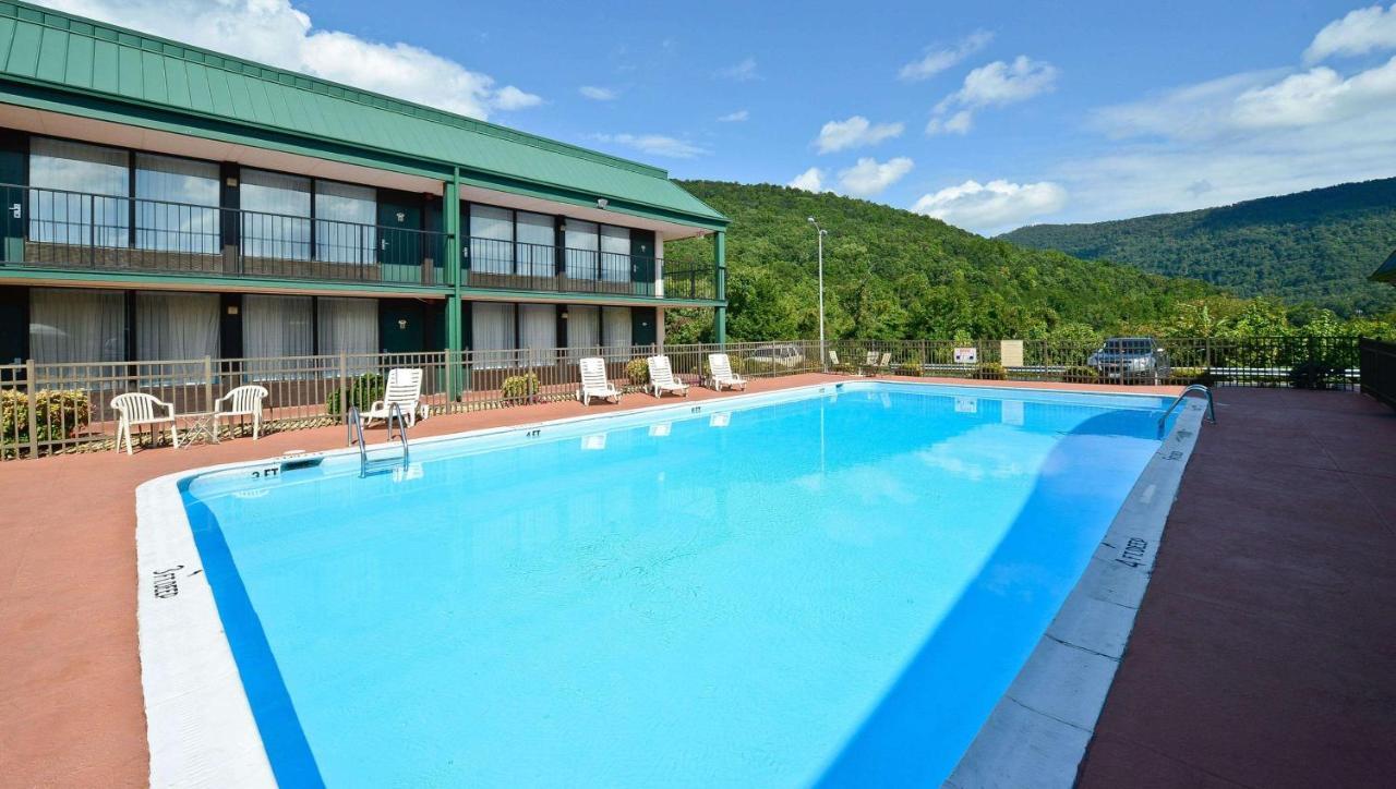 Magnuson Hotel Mountain View Covington Екстериор снимка